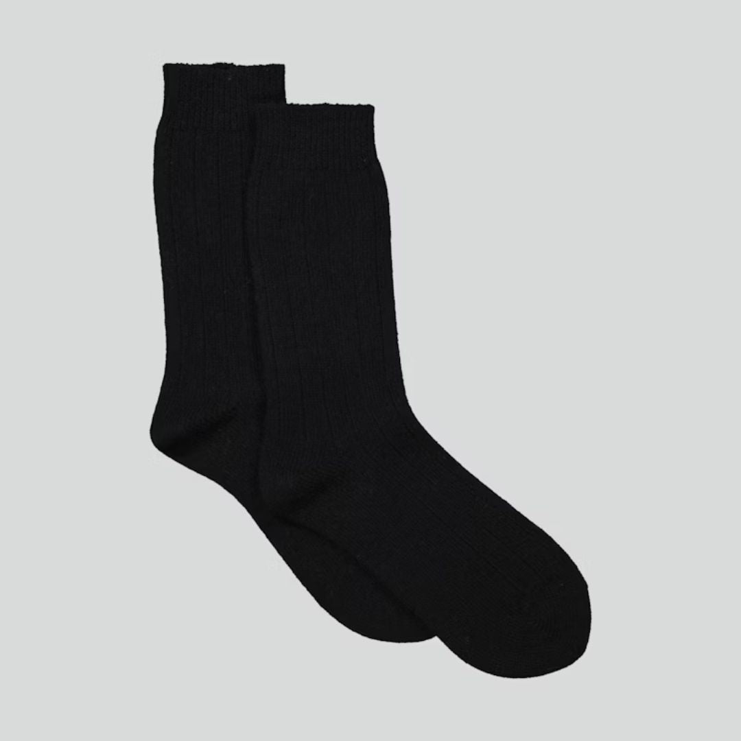 Good Neighbour | No Nationality 07 Sock One 9055 (Black)